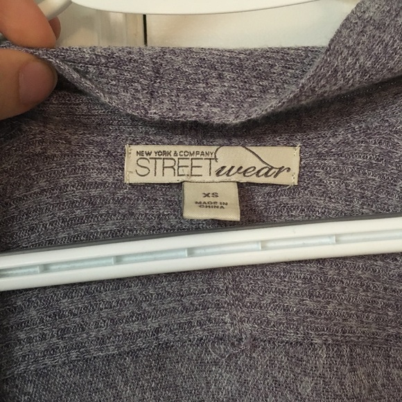 Cardigan - Picture 3 of 3